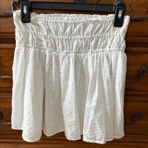 Hollister XS White Eyelet Skirt
